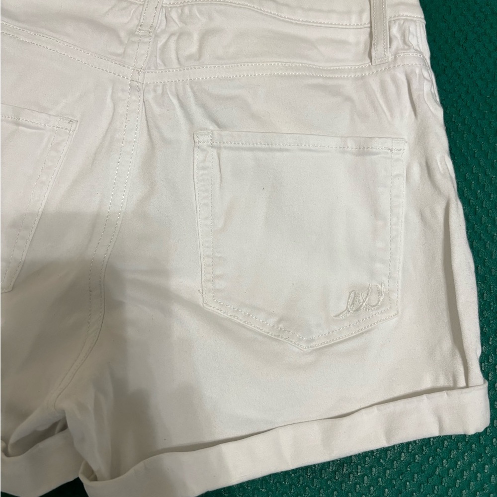 Express Button Up Shorts - Picture 10 of 11